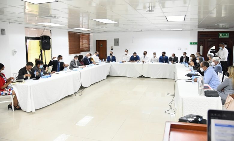 Autoridades de salud y especialidades médicas