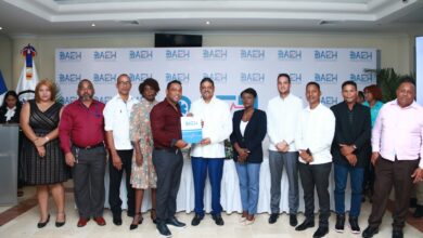 Colaboradores reciben incentivos