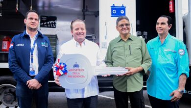 DAEH recibe cuatro camionetas