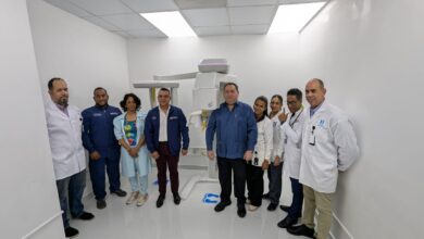 Ney Arias Lora inaugura Unidad