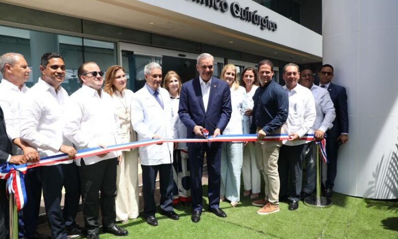 presidente inaugura hospital Luis e. Aybar en la Ciudad Sanitaria