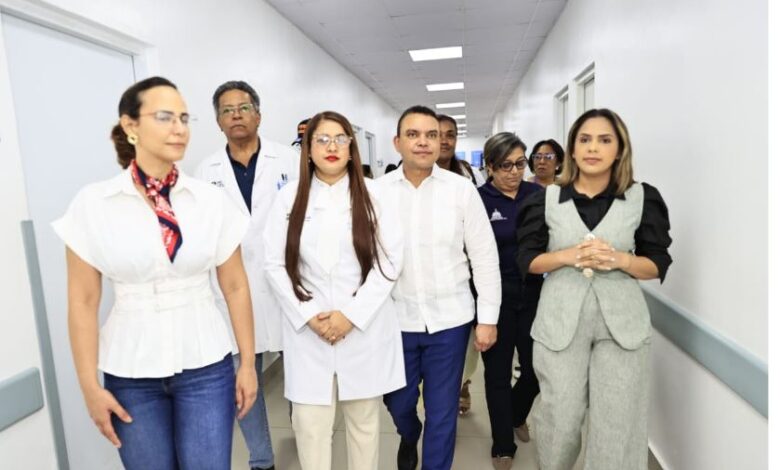 Recorren instalaciones salud mental